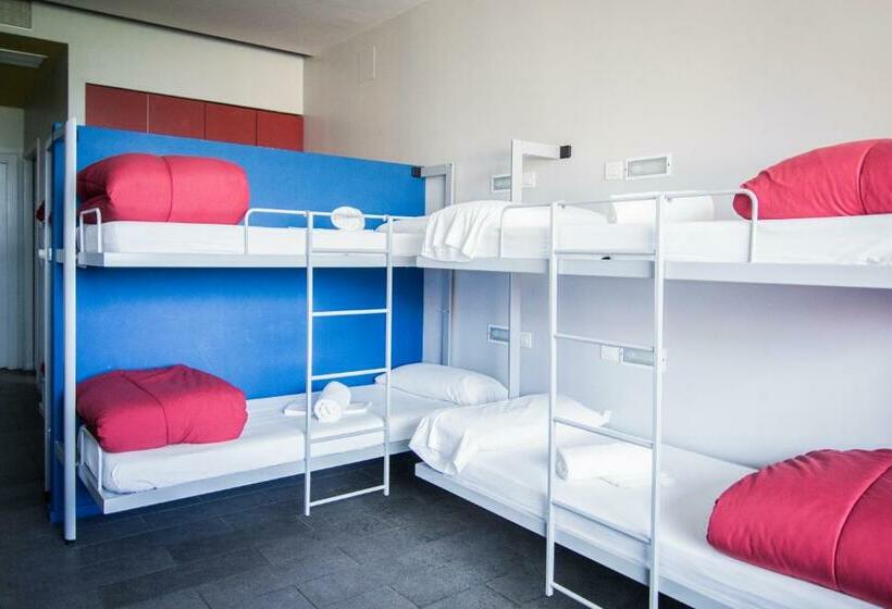 Chambre Triple Standard, Centre Esplai Albergue
