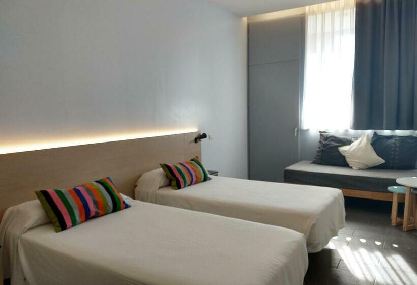 高级单人间, Centre Esplai Albergue