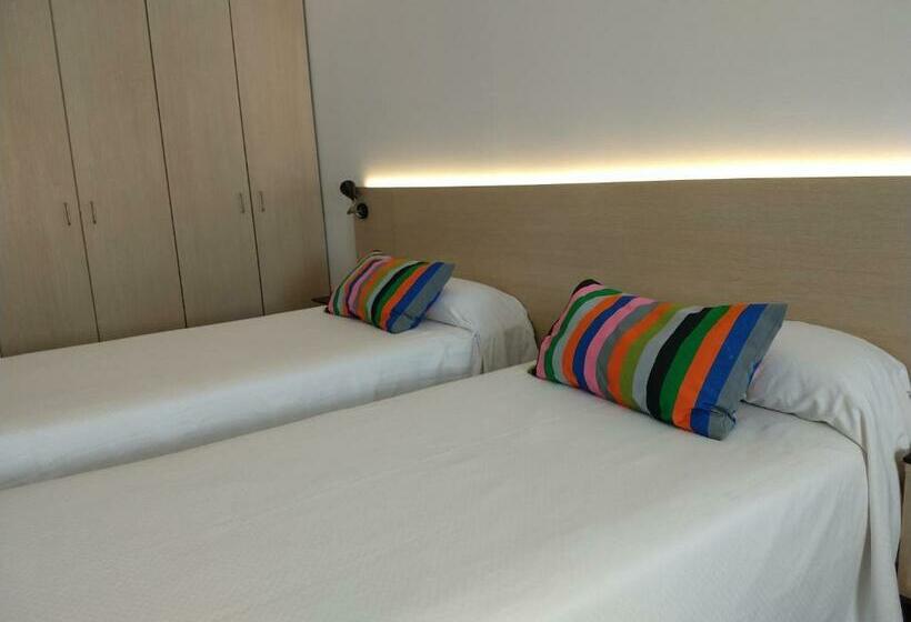 高级单人间, Centre Esplai Albergue