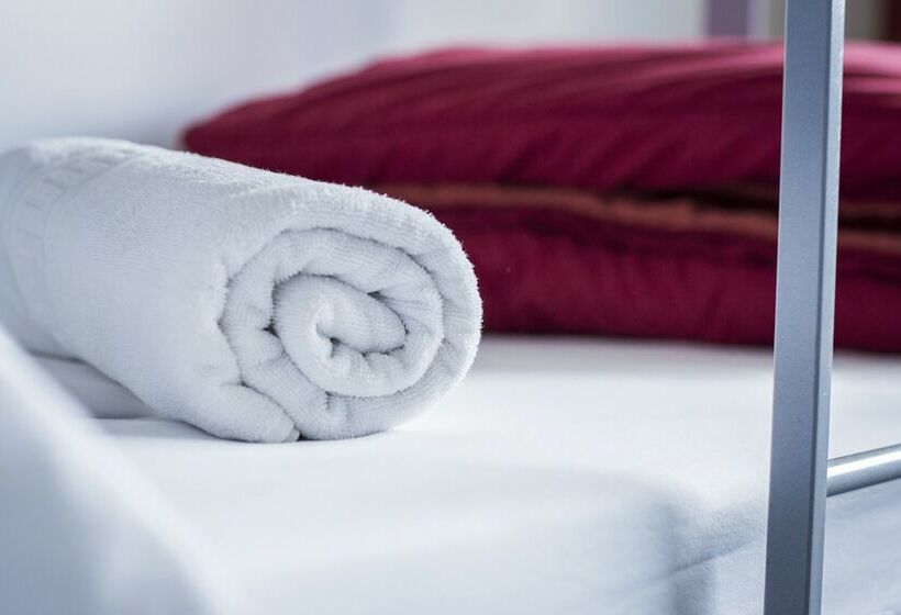 单人基本间, Centre Esplai Albergue