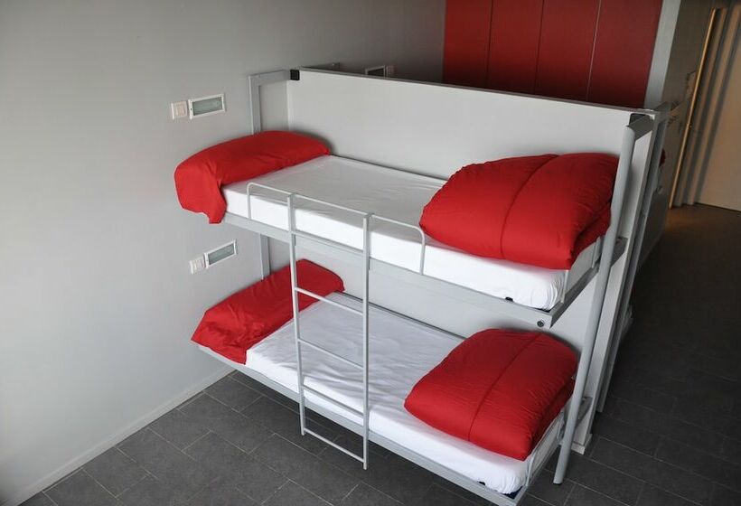Chambre Basic Individuelle, Centre Esplai Albergue
