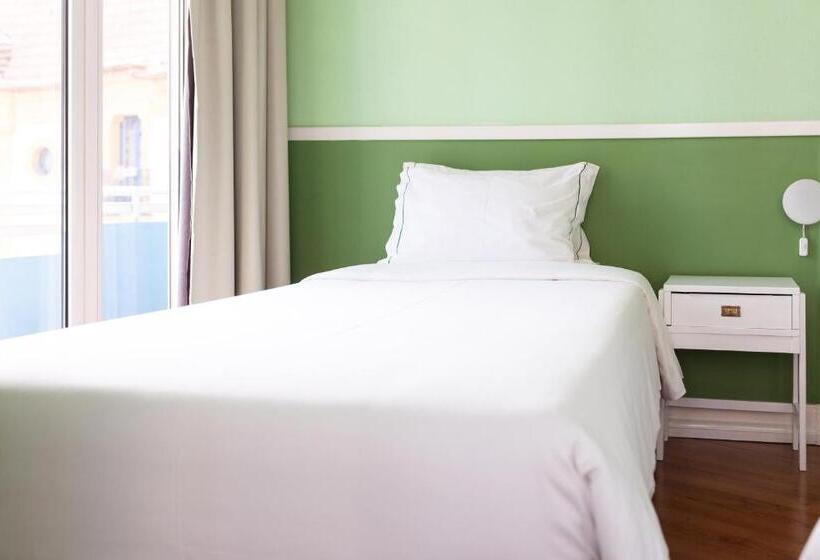 غرفة قياسية فردية, Leiria Classic