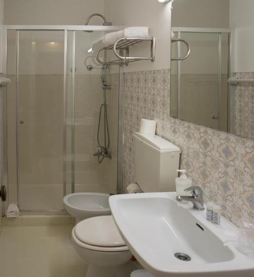 غرفة إقتصادية, Leiria Classic