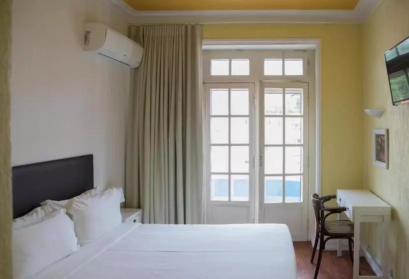 اتاق اکونومی, Leiria Classic