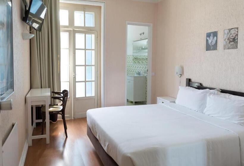 Номер Economy, Leiria Classic