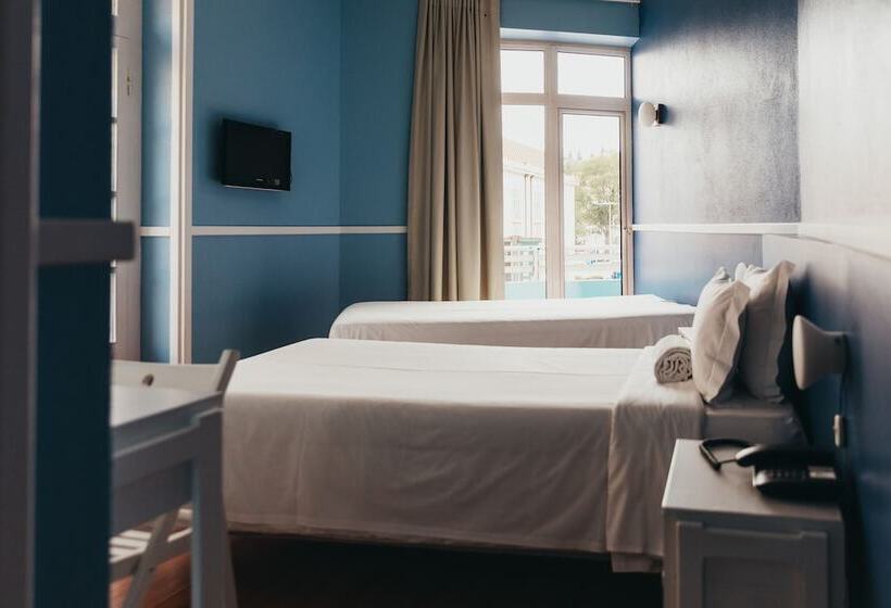 غرفة قياسية فردية, Leiria Classic