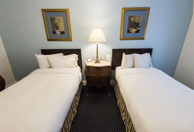 高级大房间, 3 West Club