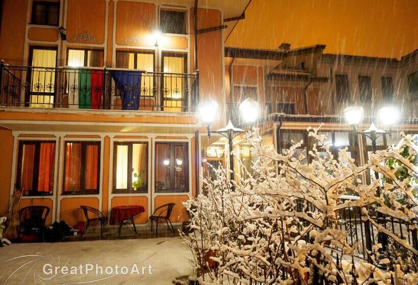 스탠다드 룸, Alafrangite