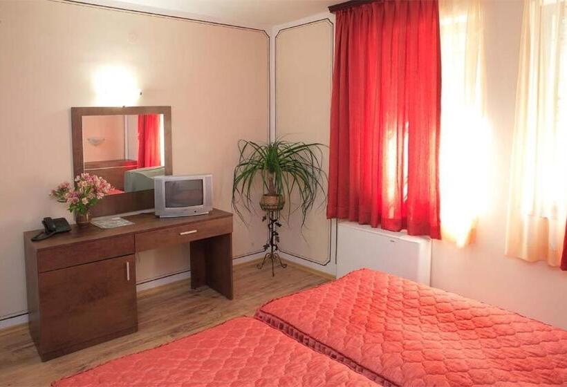 스탠다드 룸, Alafrangite