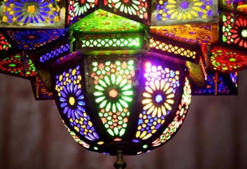 اتاق استاندارد, Azoul