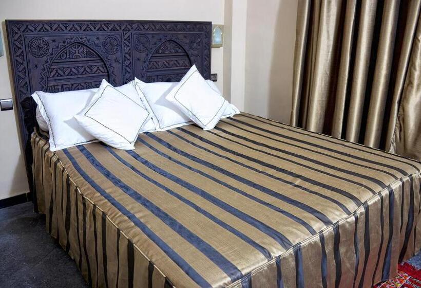 اتاق استاندارد یک نفره, Azoul