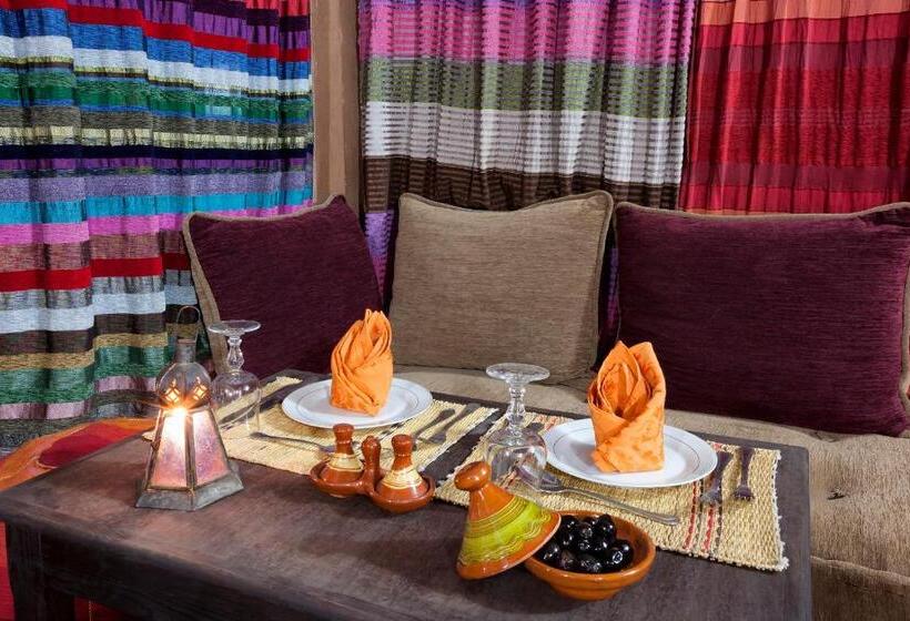 اتاق استاندارد, Azoul