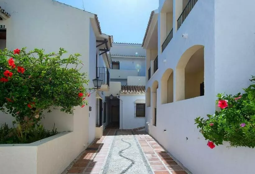 اتاق استاندارد با بالکن, Bluebay Banus