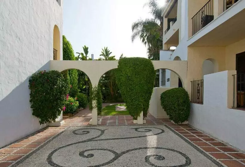 اتاق استاندارد با بالکن, Bluebay Banus