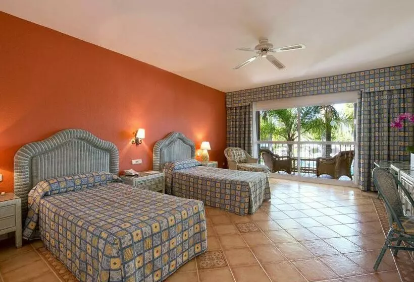 اتاق سوپریور, Bluebay Banus