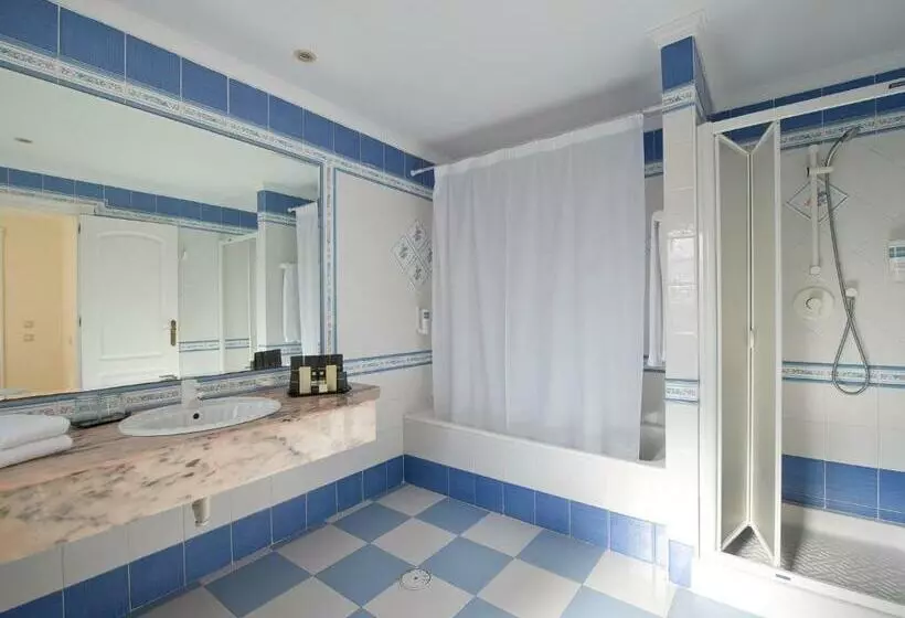 اتاق سوپریور, Bluebay Banus