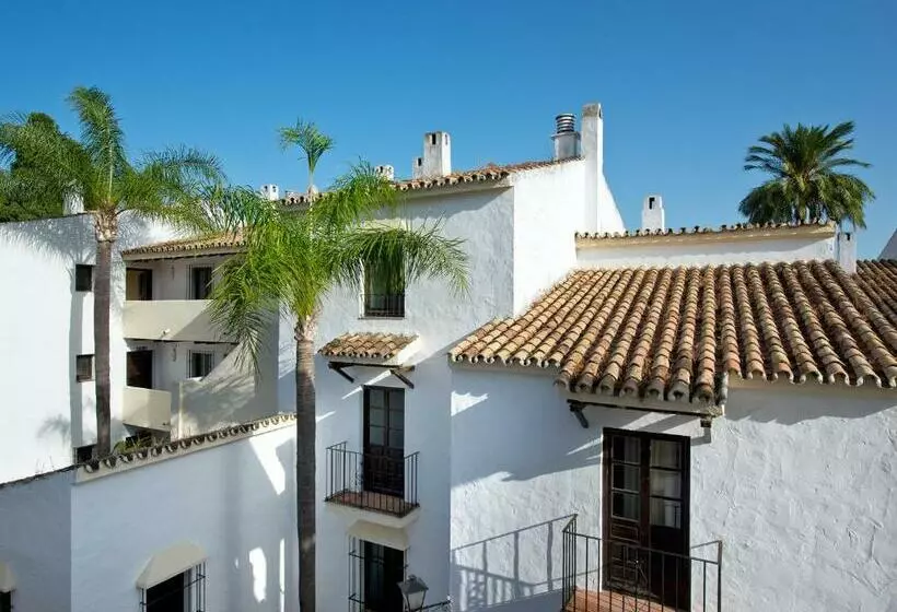 اتاق عادی, Bluebay Banus