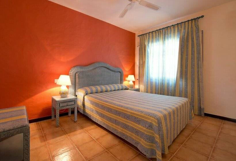 ベーシックルーム, Bluebay Banus