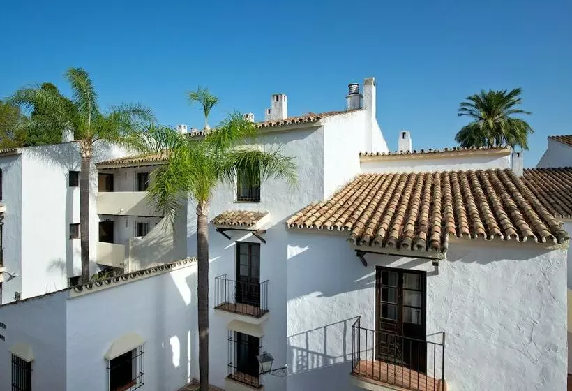 اتاق عادی, Bluebay Banus