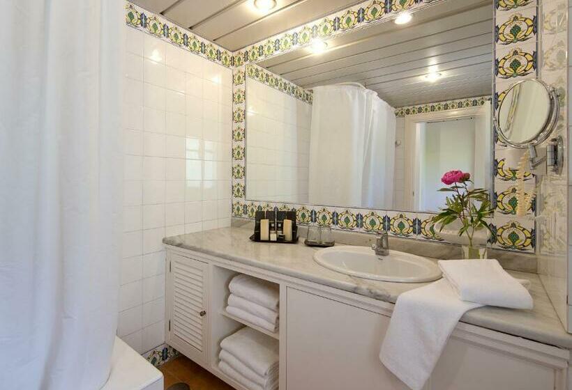 スタンダードルーム, Bluebay Banus