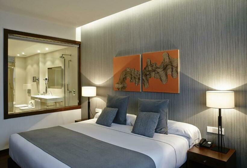 اتاق استاندارد, Carris Marineda