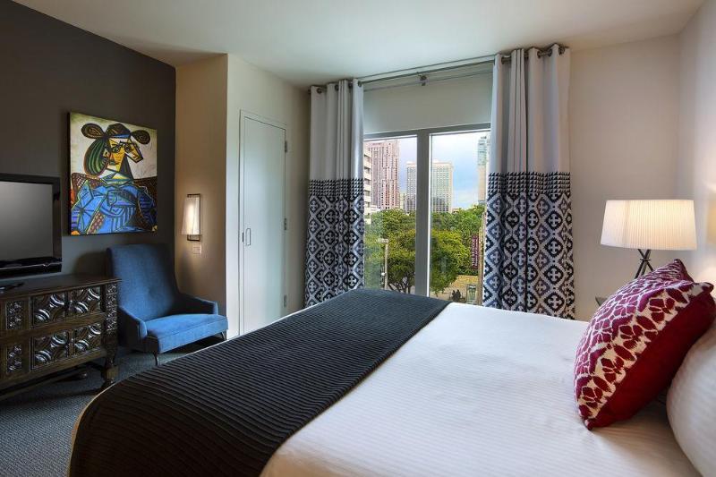 סוויטה עם נוף לנהר, Contessa   Suites On The Riverwalk