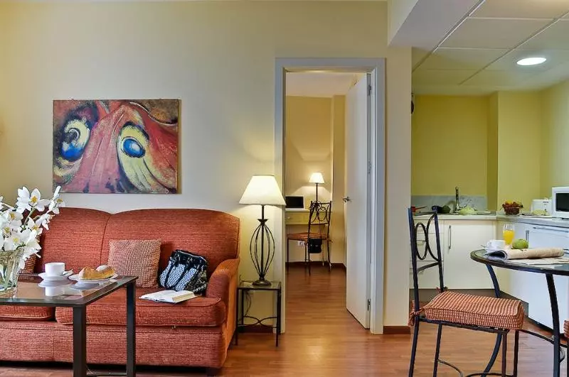 キングサイズベッドのデラックススイート, Contessa Suites On The Riverwalk