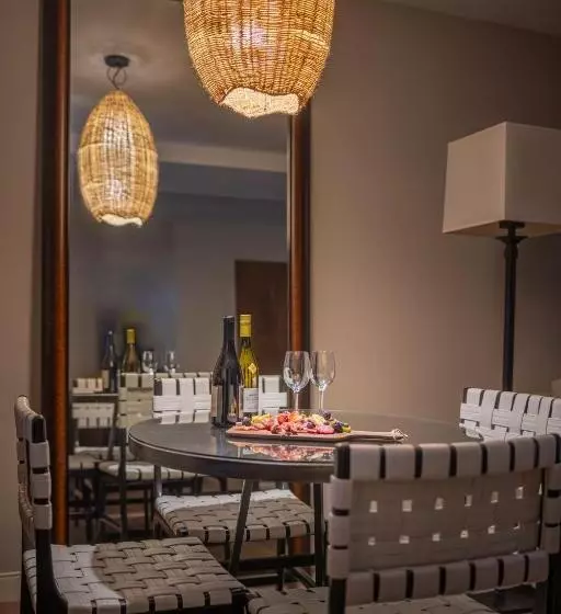 キングサイズベッドのエクゼクティブ, Contessa Suites On The Riverwalk