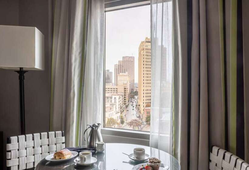 סוויטה מותאמת לאדם עם מוגבלויות, Contessa Suites On The Riverwalk