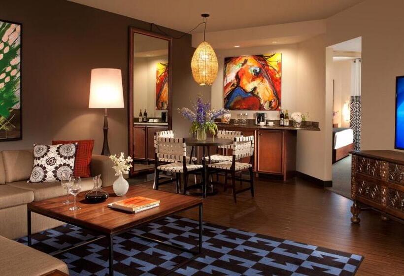 סוויטת אקזקיוטיב, עם מיטת קינג, Contessa Suites On The Riverwalk