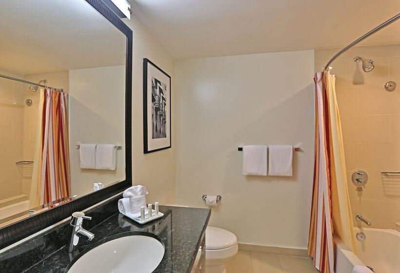 חדר סטנדרט שתי מיטות זוגיות, Courtyard By Marriott Panama Metromall