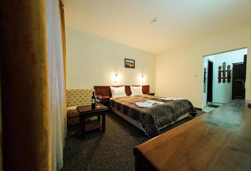 Standardzimmer, Dumanov