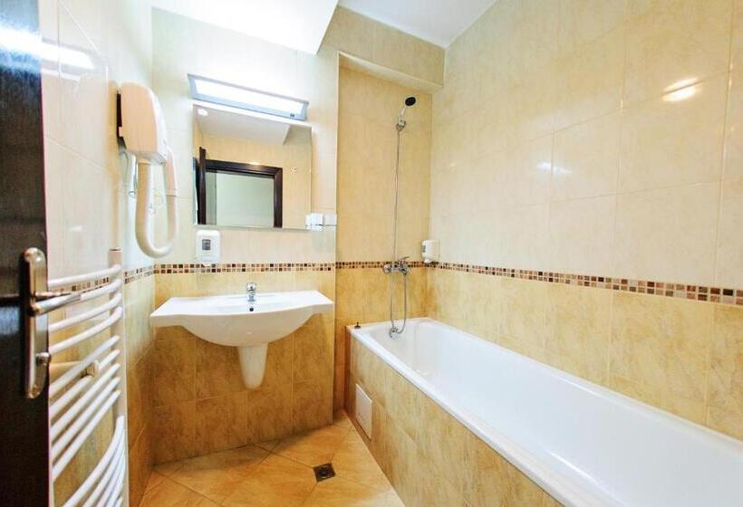 Familienapartment, Dumanov