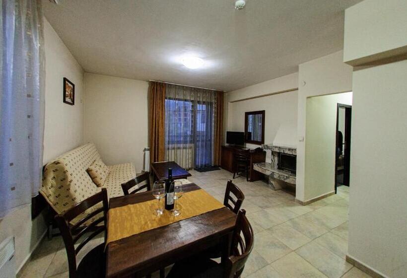 Familienapartment, Dumanov