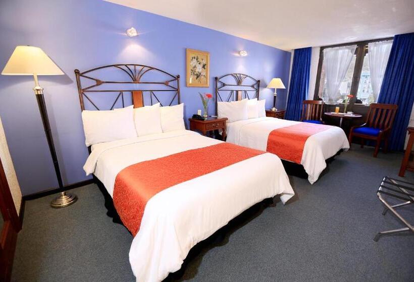 סוויטת ג'וניור, Emily