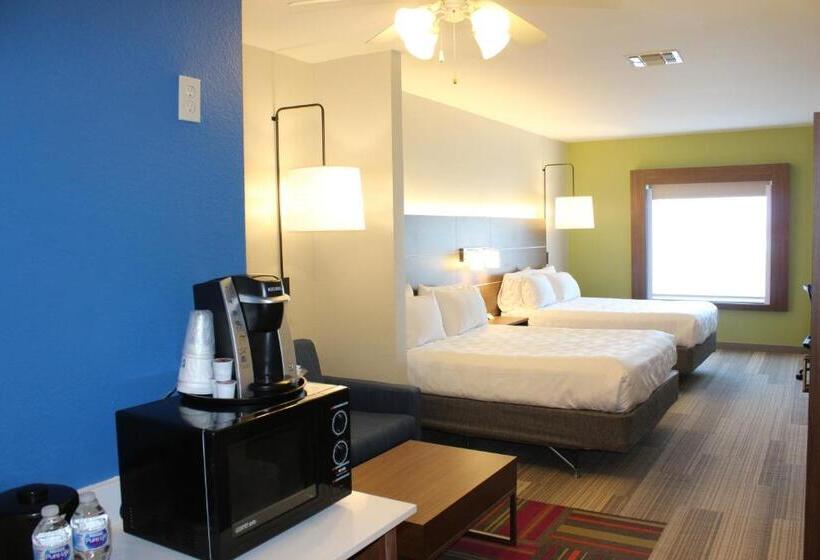장애인을 위한 스위트, Holiday Inn Express Hotel & Suites Mansfield, An Ihg