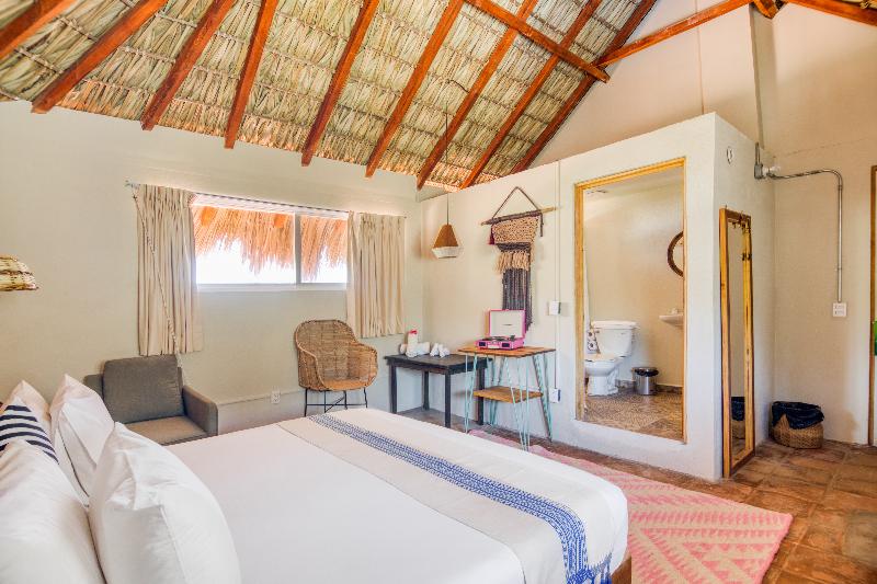 장애인을 위한 스위트, Holiday Inn Express Hotel & Suites Mansfield, An Ihg