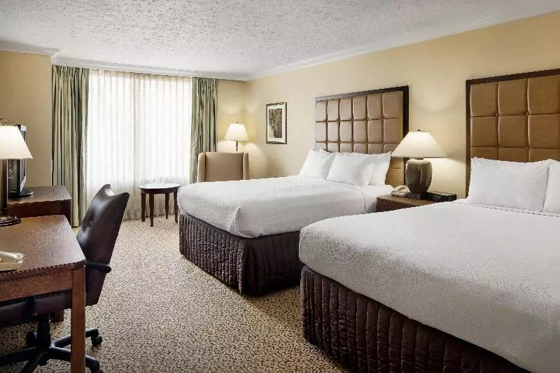 Sviitti Liikuntarajoitteisille, Holiday Inn Express Hotel & Suites Mansfield, An Ihg