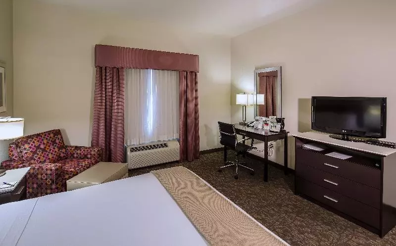 キングサイズベッドのスタンダードルーム, Holiday Inn Express Augusta North, An Ihg