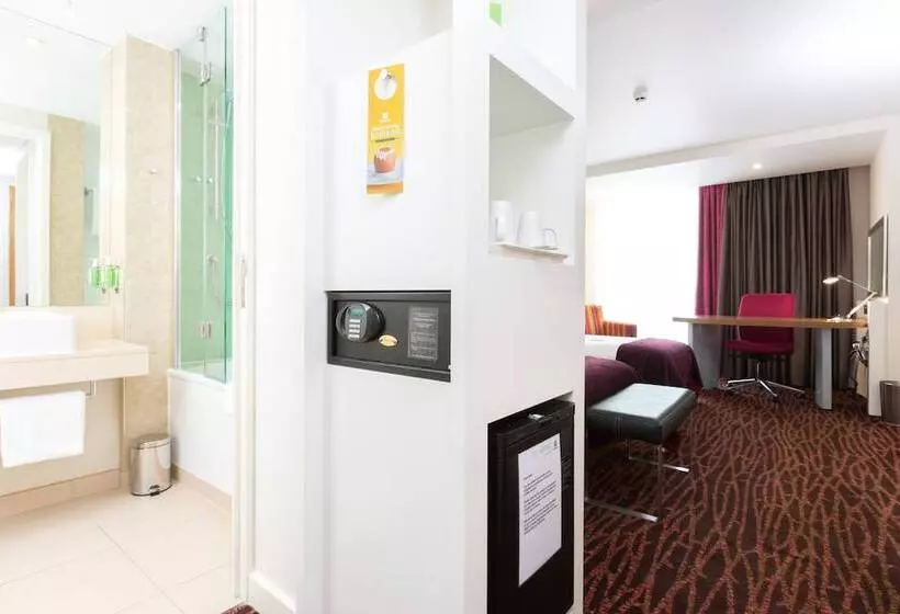 スタンダードルーム, Holiday Inn Manchester Mediacityuk, An Ihg