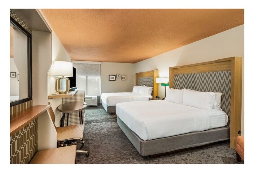 غرفه قياسيه سريرين مزدوجين, Holiday Inn Roanoke Airport   Conference Ctr, An Ihg