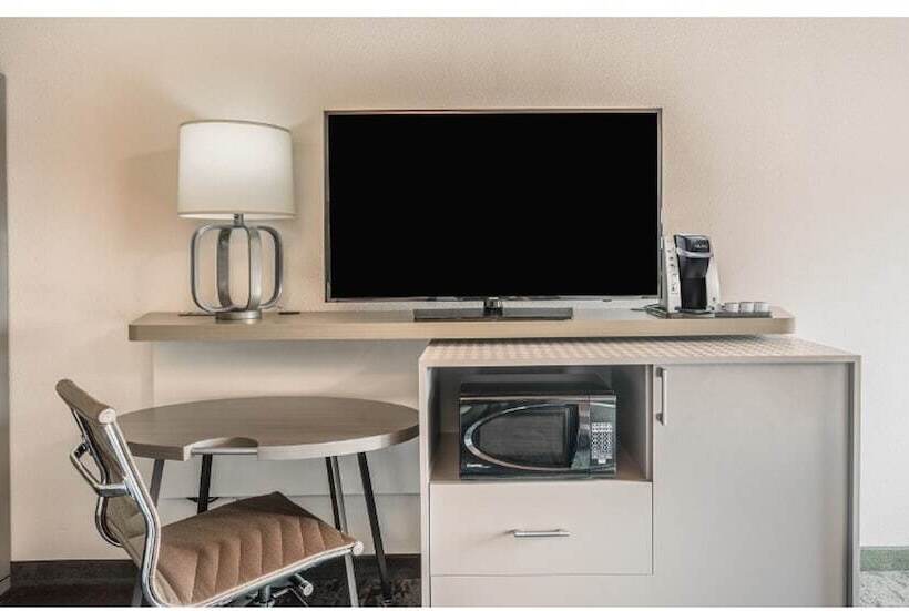 غرفه قياسيه سريرين مزدوجين, Holiday Inn Roanoke Airport   Conference Ctr, An Ihg