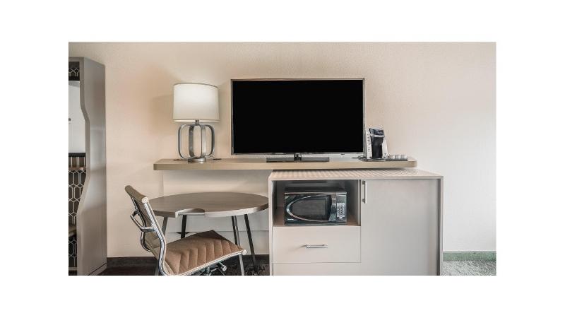 غرفة قياسية سرير كينج, Holiday Inn Roanoke Airport   Conference Ctr, An Ihg