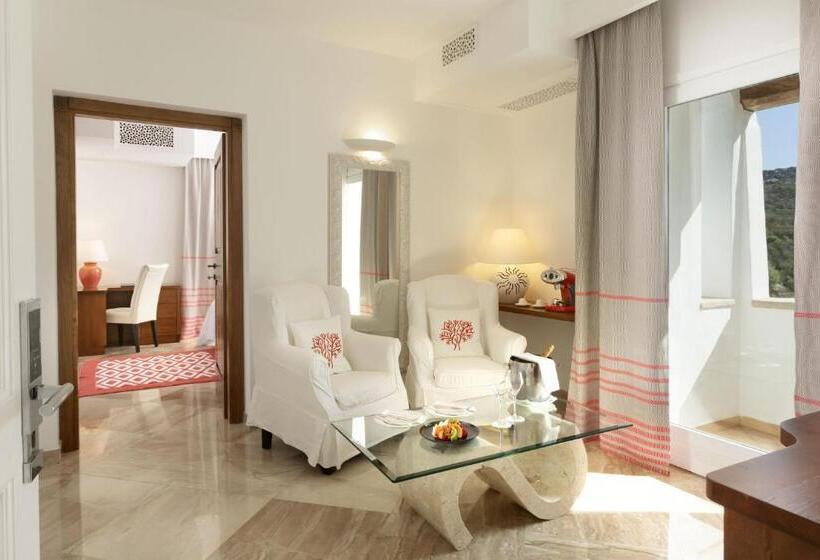 סוויטת פרמיום עם נוף לים, La Rocca Resort & Spa