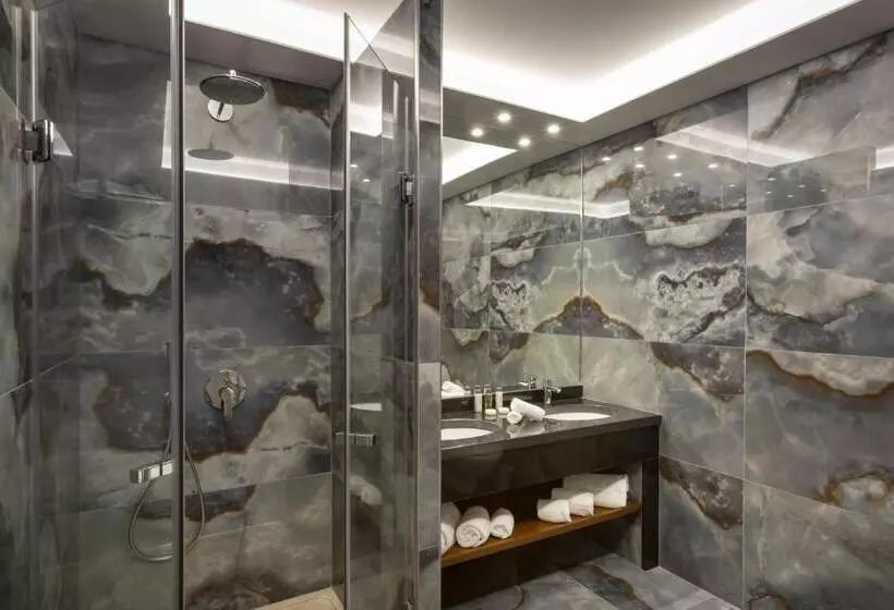 Superior-huone, La Rocca Resort & Spa