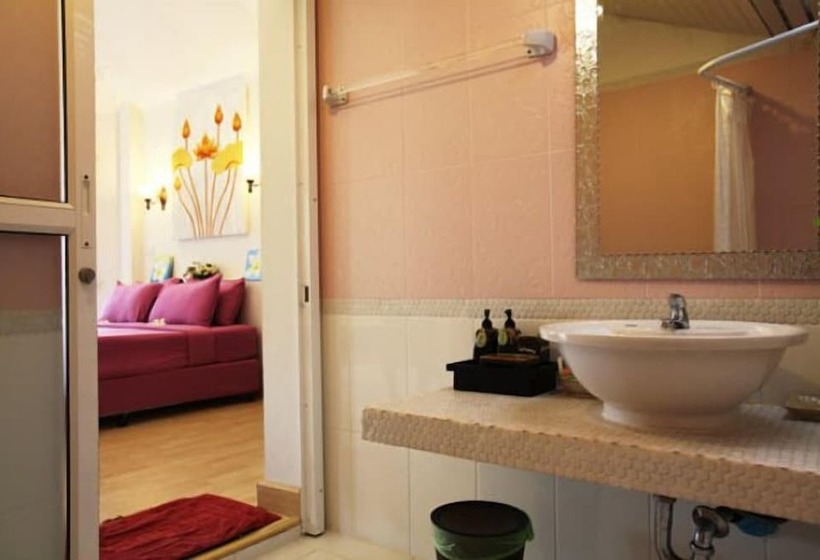 디럭스 코티지, Nimmanoradee Resort