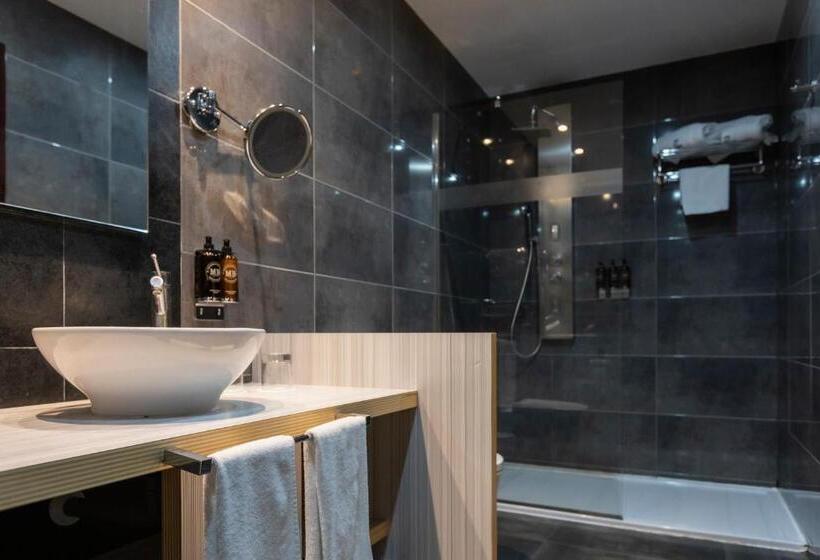 スタンダード４人部屋, Petit Palace Santa Barbara