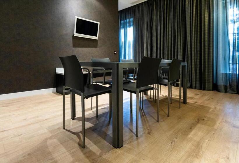 １ベッドルームアパートメント, Petit Palace Santa Barbara