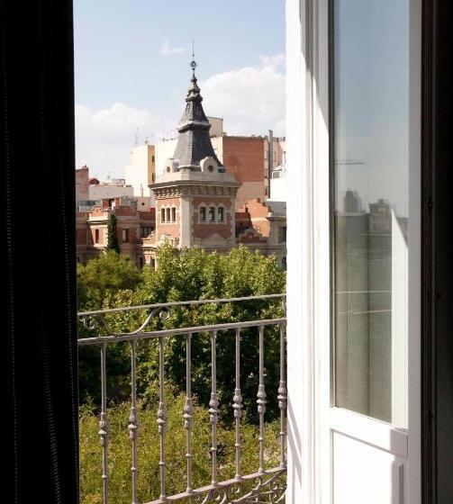 景色の見えるスーペリアルーム, Petit Palace Santa Barbara