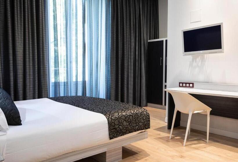 景色の見えるスーペリアルーム, Petit Palace Santa Barbara